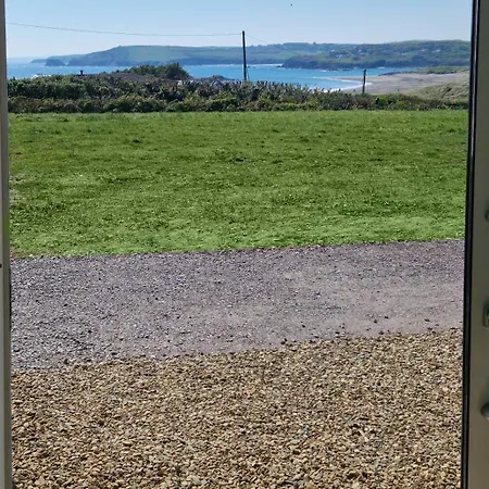 The Little Island Boutique